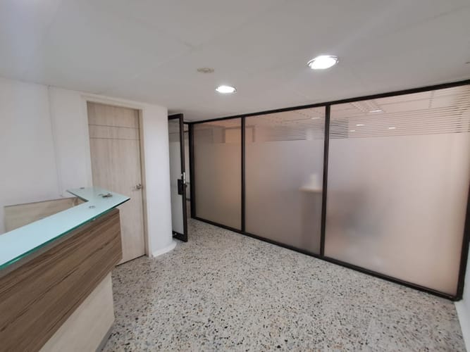 Consultorio en arriendo en Laureles, Medellín, 100 m² · foto 11 de 14