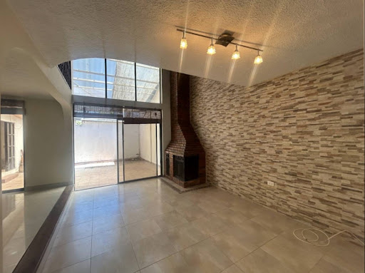 Casa en venta en La Cañada, La Calera · foto 2 de 24