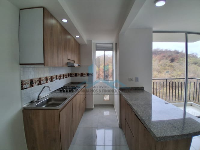 Apartamento de 3 alcobas en venta en Ricaurte, 56 m² · foto 3 de 17
