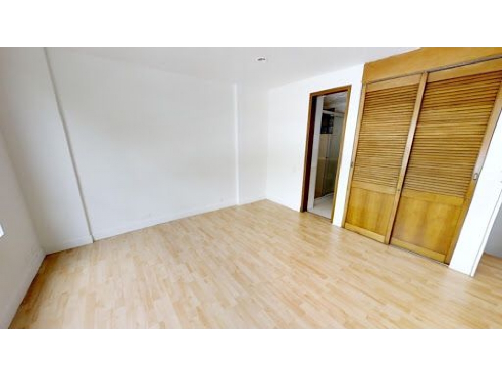 Apartamento en venta en El Poblado, Medellín · foto 4 de 24