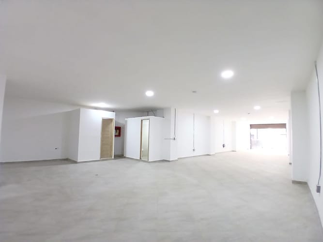 Local en arriendo en Buenos Aires, Medellín, 180 m² · foto 4 de 9