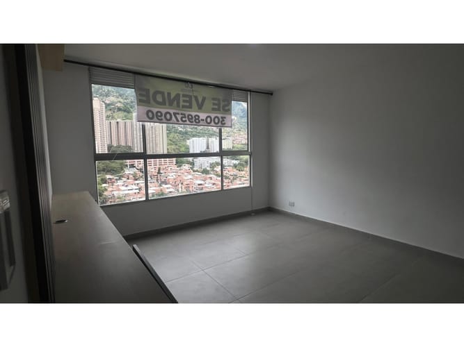 Apartamento de 3 alcobas en venta en El Trapiche, Bello, 55 m² · foto 2 de 17