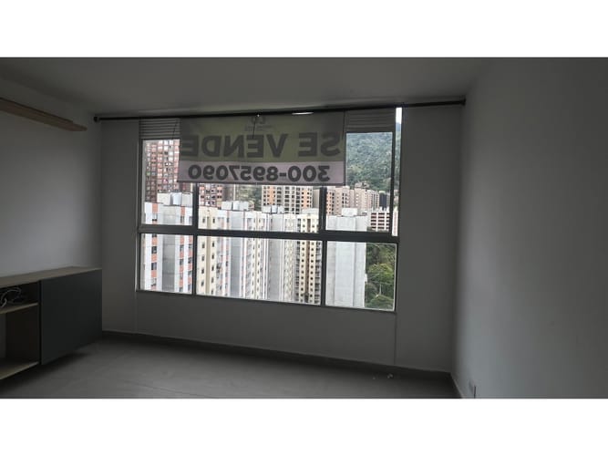 Apartamento de 3 alcobas en venta en El Trapiche, Bello, 55 m² · foto 4 de 17