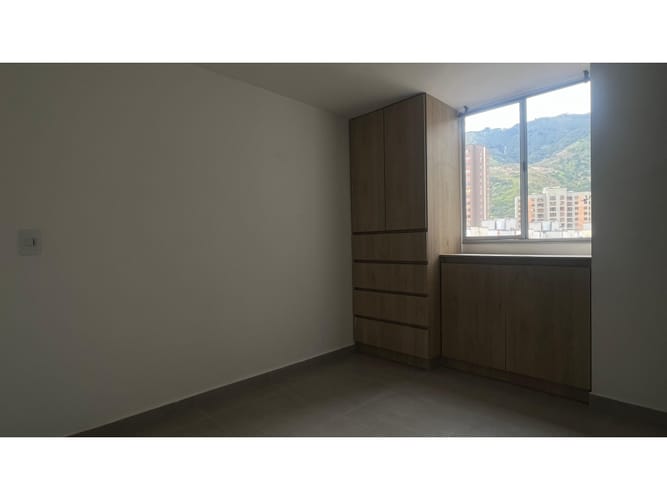 Apartamento de 3 alcobas en venta en El Trapiche, Bello, 55 m² · foto 9 de 17