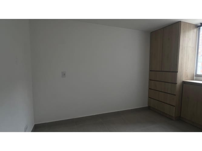 Apartamento de 3 alcobas en venta en El Trapiche, Bello, 55 m² · foto 13 de 17