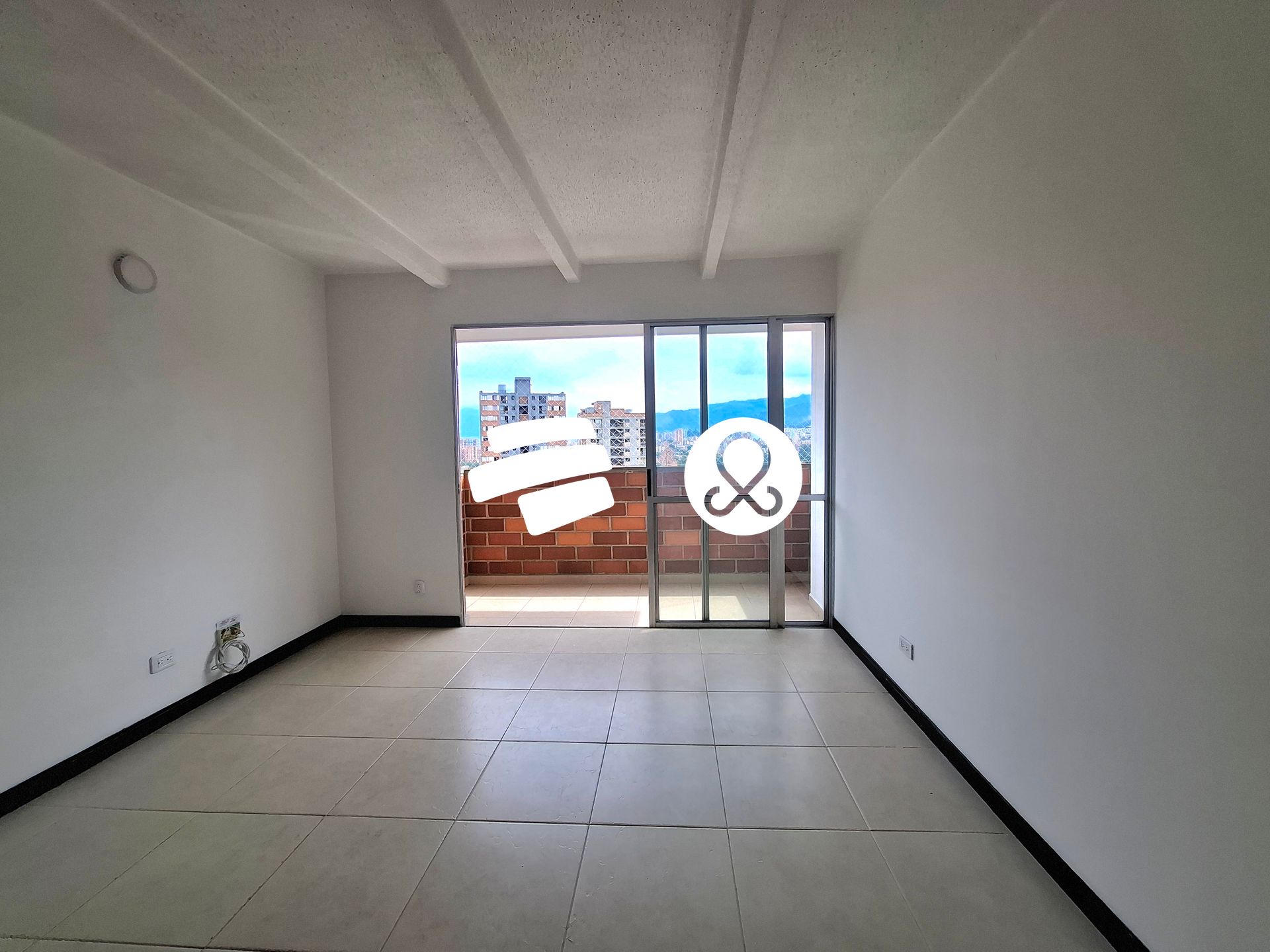 Apartamento en venta en Calasanz, Medellín · foto 3 de 24