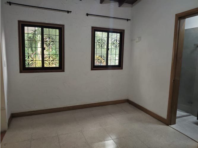 Casa de 6 alcobas en venta en Laureles, Medellín, 250 m² · foto 5 de 24