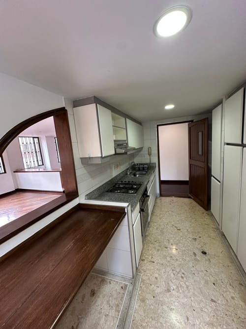 Apartamento de 1 alcoba en venta en Chicó Reservado, Bogotá, 82 m² · foto 16 de 24