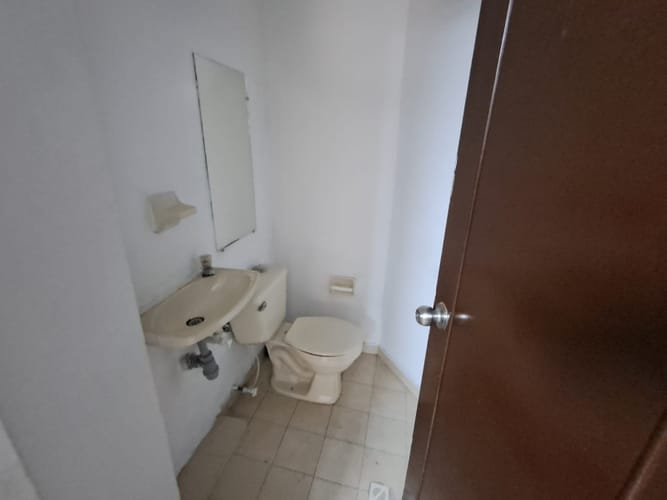 Local en arriendo en La America, Medellín, 180 m² · foto 4 de 10