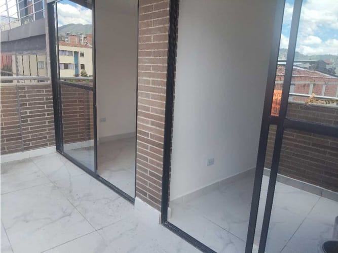 Apartamento de 2 alcobas en venta en Laureles, Medellín, 60 m² · foto 9 de 24
