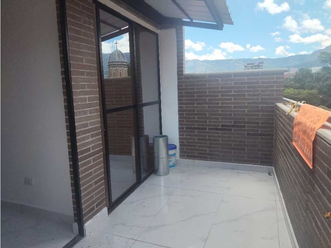 Apartamento de 2 alcobas en venta en Laureles, Medellín, 60 m² · foto 23 de 24