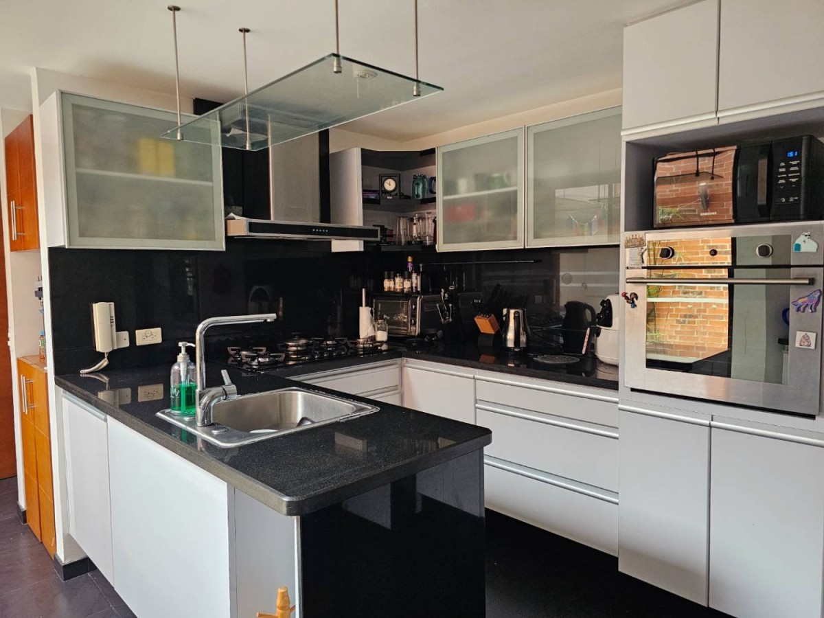 Casa en venta en Santa Ana Oriental, Bogotá · foto 10 de 24