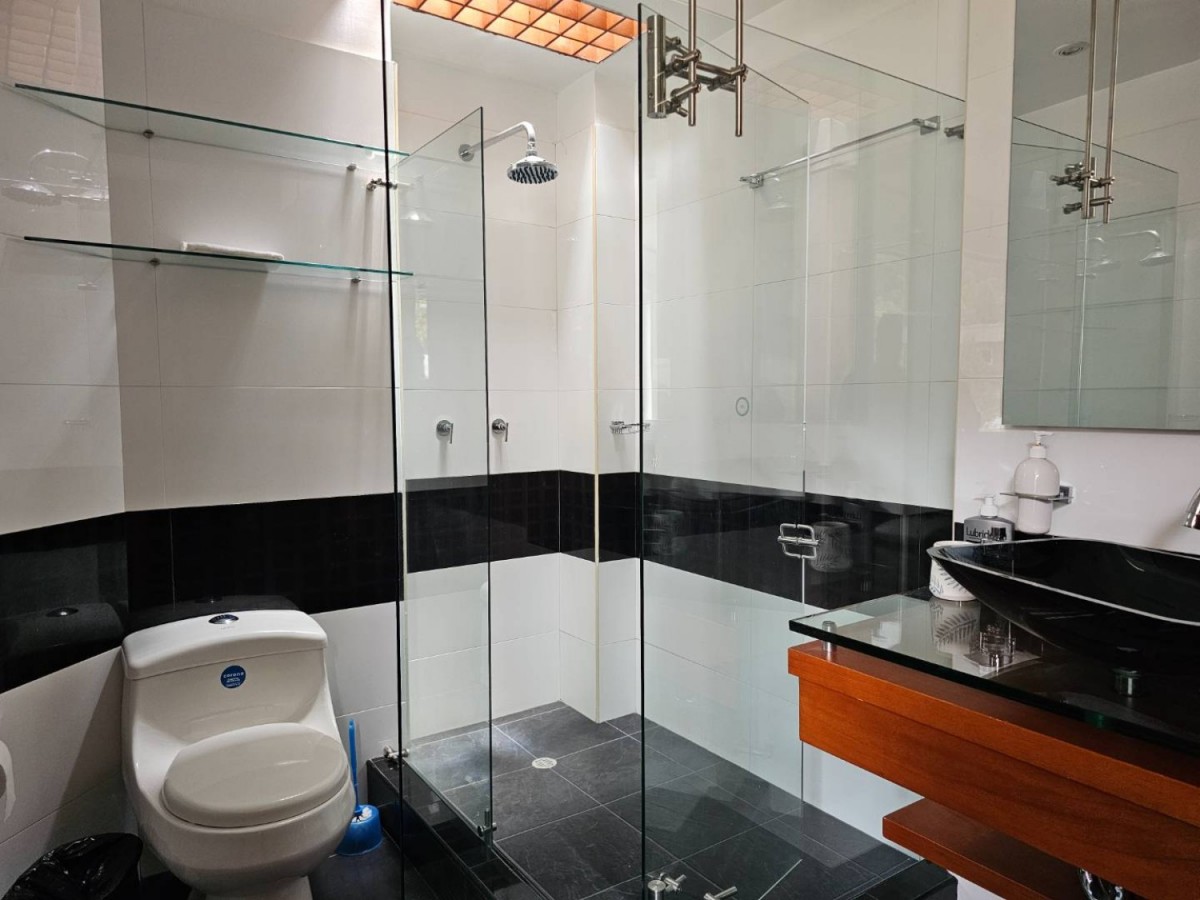 Casa en venta en Santa Ana Oriental, Bogotá · foto 14 de 24
