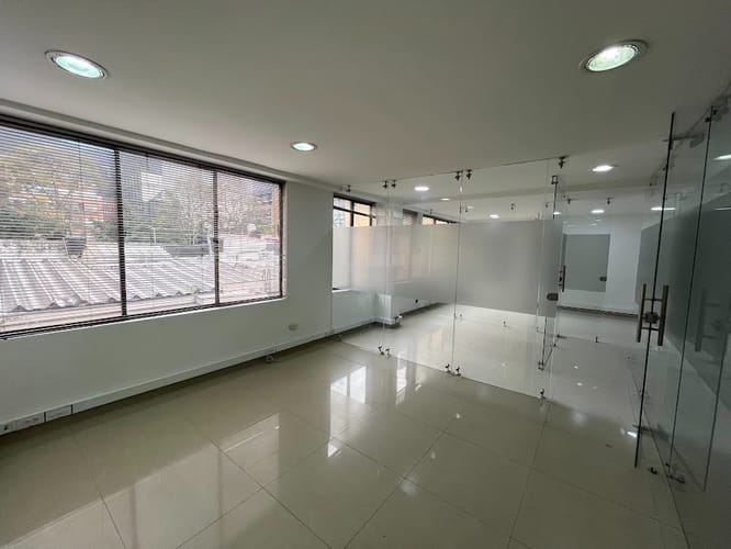 Oficina en Arriendo en Chico, Bogotá
