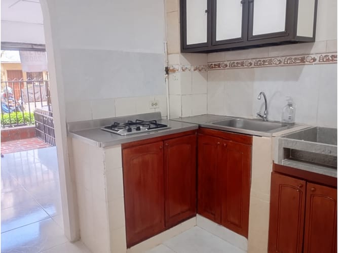 Local en arriendo en La Magnolia, Envigado, 25 m² · foto 3 de 5