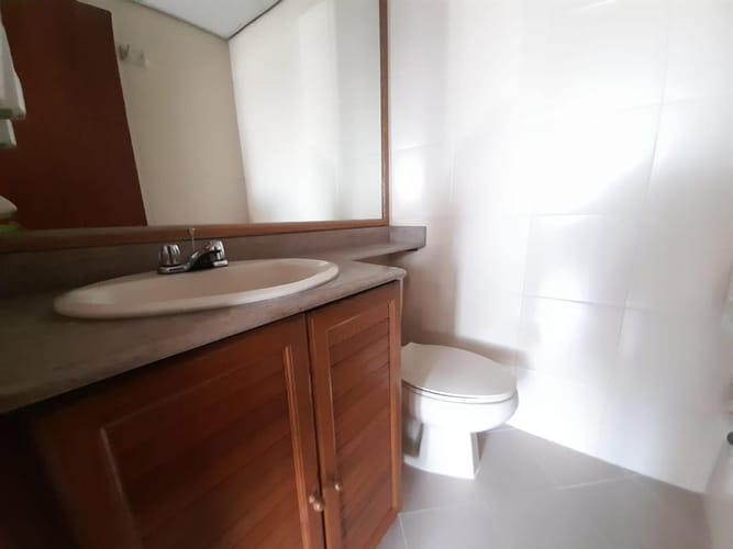 Oficina en arriendo en Astorga, Medellín, 77 m² · foto 2 de 9