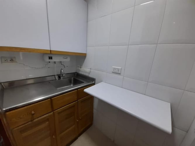 Oficina en arriendo en Astorga, Medellín, 77 m² · foto 6 de 9