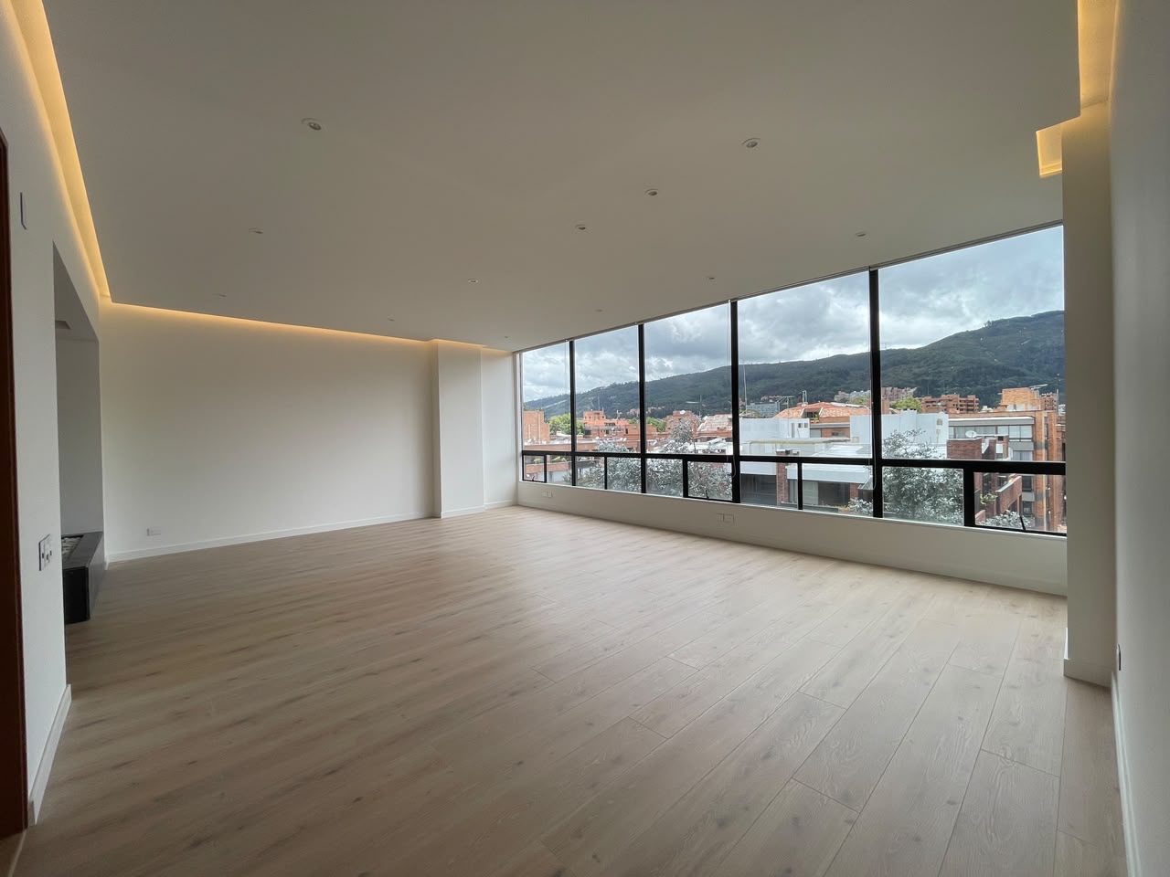 Apartamento en venta en La Carolina, Bogotá · foto 5 de 24