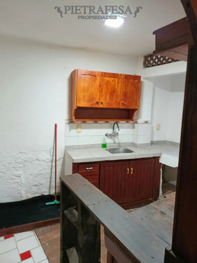 Apartamento en alquiler, 3 dormitorios, 1 baño, azotea. Sin gastos comunes. Parque Batlle. · Foto 2