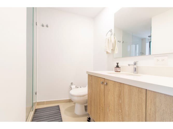Apartamento de 3 alcobas en arriendo en La Aguacatala, Medellín, 180 m² · foto 15 de 24