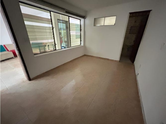 Casa de 17 alcobas en arriendo en Casco Antiguo - Floridablanca, Floridablanca, 165 m² · foto 9 de 24