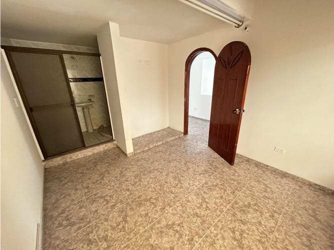 Casa de 17 alcobas en arriendo en Casco Antiguo - Floridablanca, Floridablanca, 165 m² · foto 18 de 24