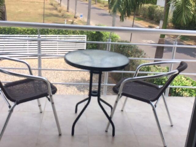 Casa de 6 alcobas en arriendo en Apiay, Villavicencio, 1424 m² · foto 11 de 16