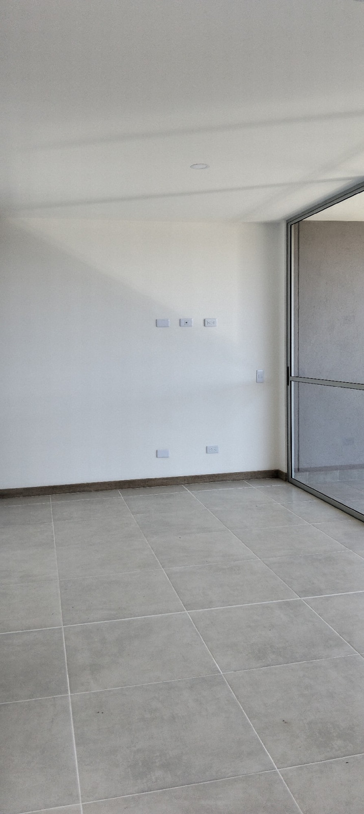 Apartamento en arriendo en Centro, Rionegro · foto 4 de 19