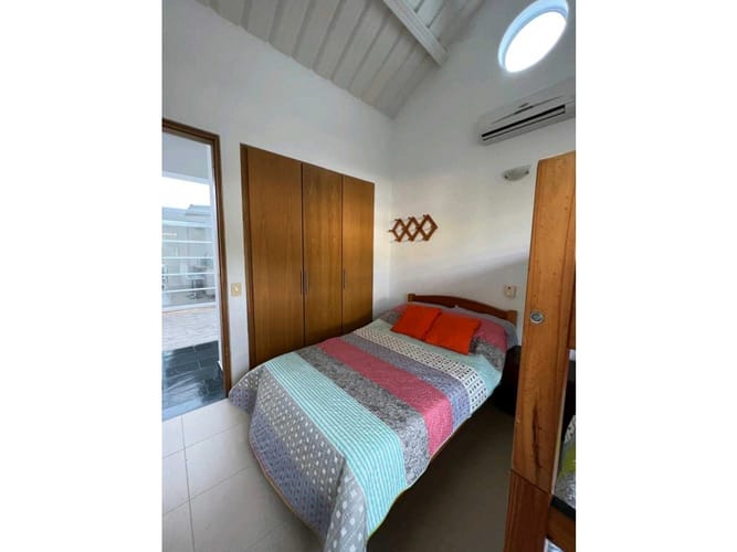 Casa de 3 alcobas en venta en Ricaurte, 128 m² · foto 23 de 24