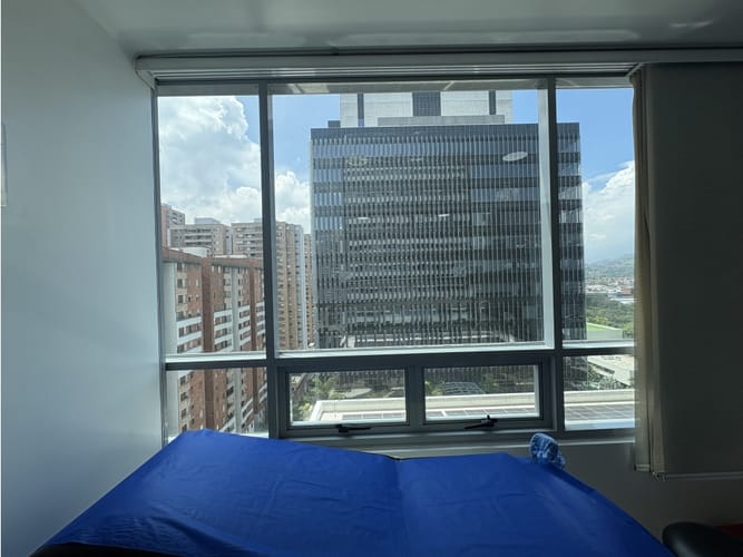 Consultorio en venta en Ciudad Del Río, Medellín, 26 m² · foto 11 de 14