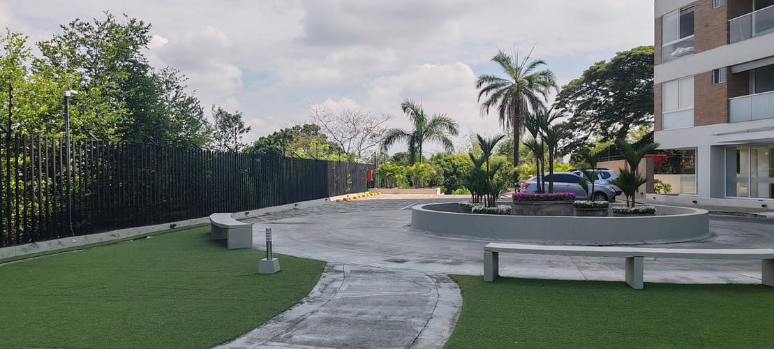 Apartamento de 3 alcobas en venta en Ciudad Jardin, Cali, 147 m² · foto 3 de 24