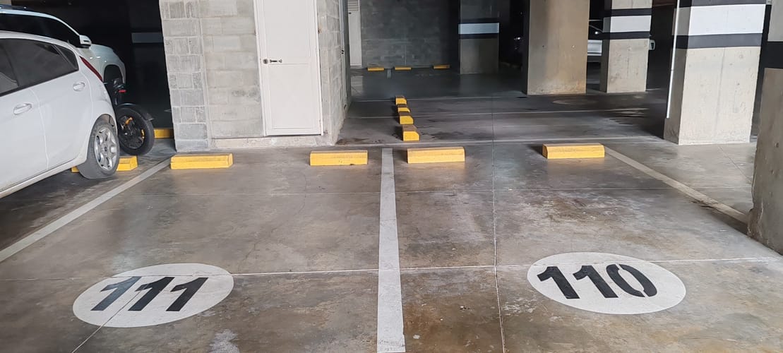 Apartamento de 3 alcobas en venta en Ciudad Jardin, Cali, 147 m² · foto 18 de 24