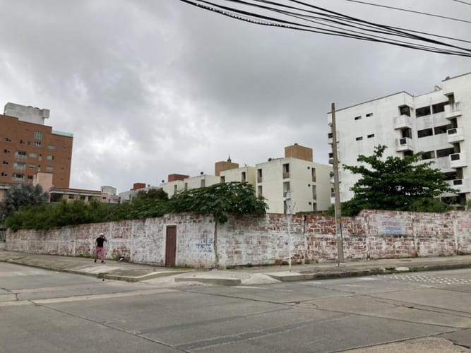 Lote en venta en Altos De Riomar, Barranquilla, 1463 m² · foto 3 de 3