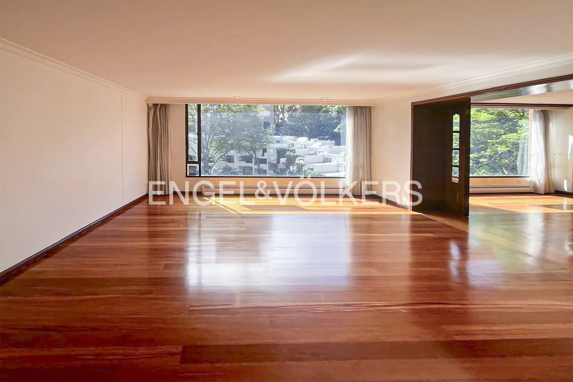 Apartamento en venta en Chapinero, Bogotá · foto 2 de 15