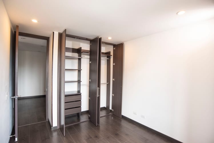 Apartamento de 3 alcobas en arriendo en Cedritos, Bogotá, 97 m² · foto 4 de 16