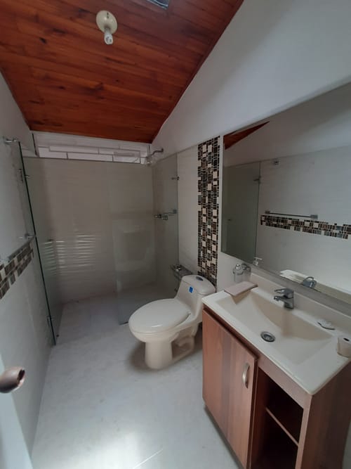 Casa de 4 alcobas en venta en Vipasa, Cali, 264 m² · foto 15 de 16