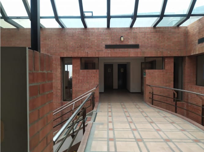 Oficina en arriendo en Mercasa, Pereira, 369 m² · foto 10 de 24