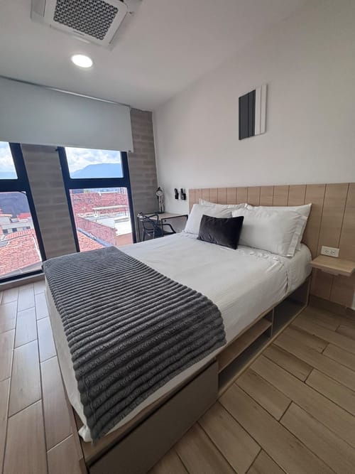 Edificio en arriendo en Belén, Medellín, 800 m² · foto 4 de 16