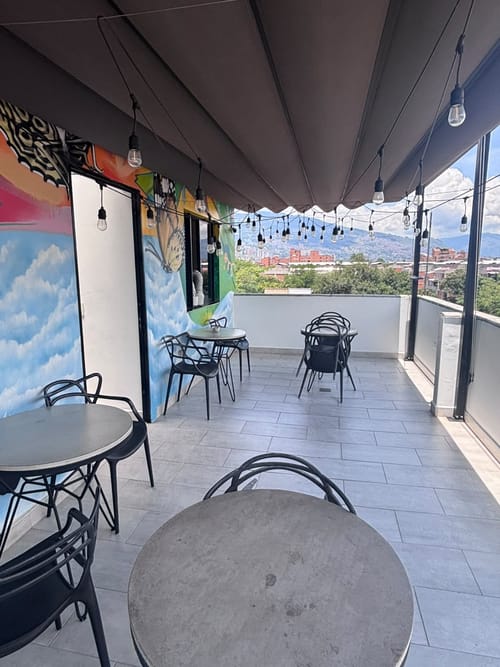 Edificio en arriendo en Belén, Medellín, 800 m² · foto 11 de 16