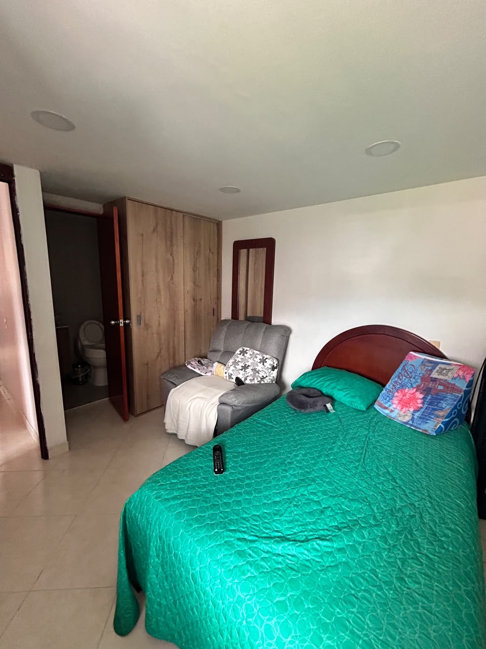 Apartamento en venta en Los Colores, Medellín · foto 5 de 11