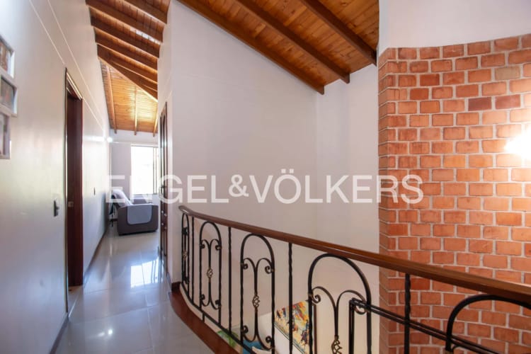 Casa de 3 alcobas en venta en Loma Del Chocho, Envigado, 208 m² · foto 19 de 24
