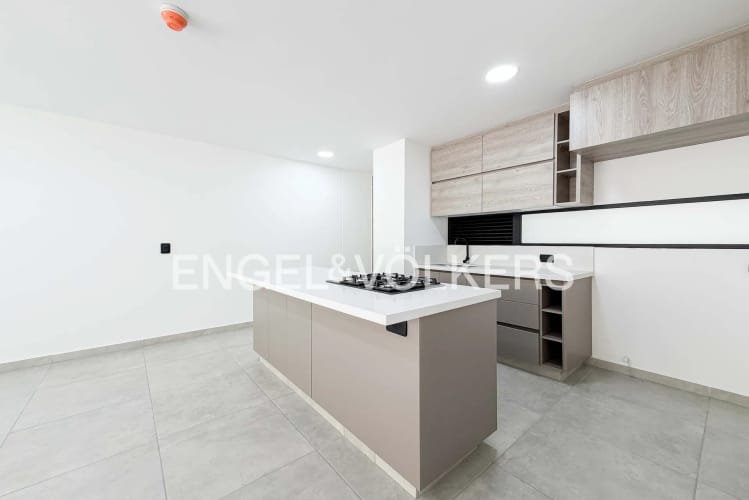 Apartamento en venta en Loma De Las Brujas, Envigado · foto 4 de 11