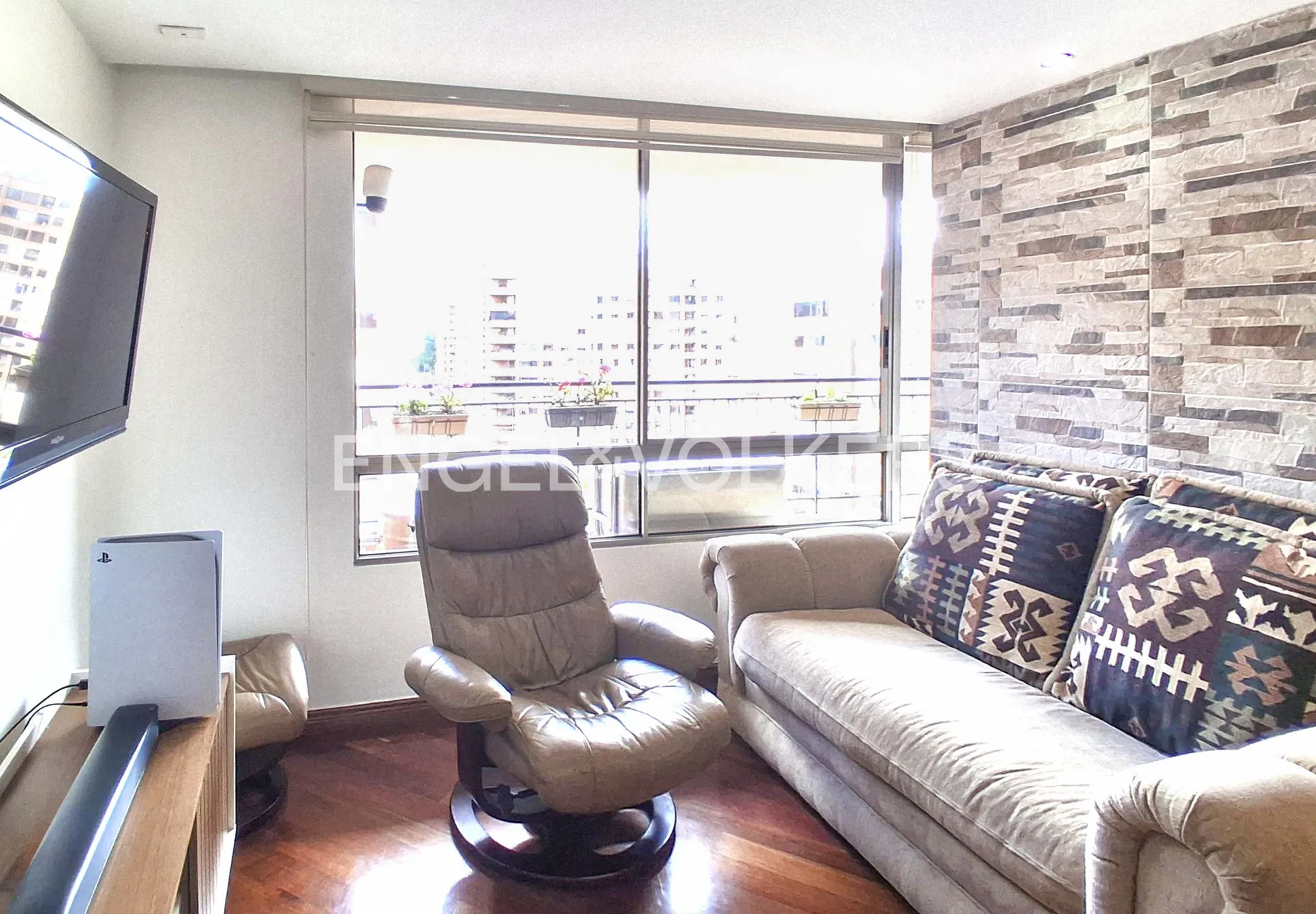 Apartamento en venta en Lagos De Cordoba, Bogotá · foto 4 de 20
