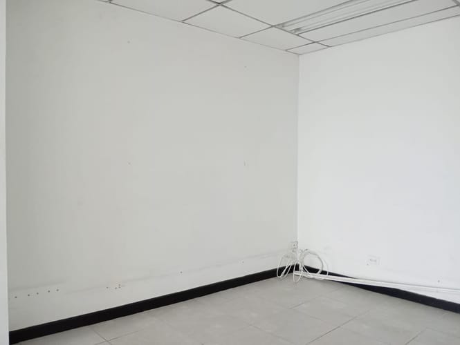Oficina en arriendo en Laureles, Medellín, 45 m² · foto 7 de 13