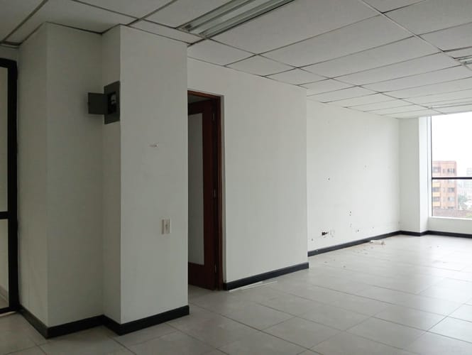 Oficina en arriendo en Laureles, Medellín, 45 m² · foto 4 de 13