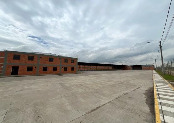 Bodega en arriendo en Planadas, Mosquera · foto 9 de 24