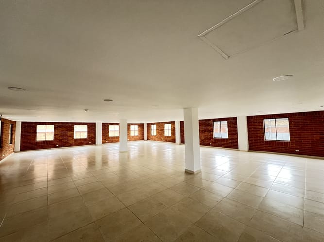 Bodega en arriendo en Planadas, Mosquera · foto 21 de 24