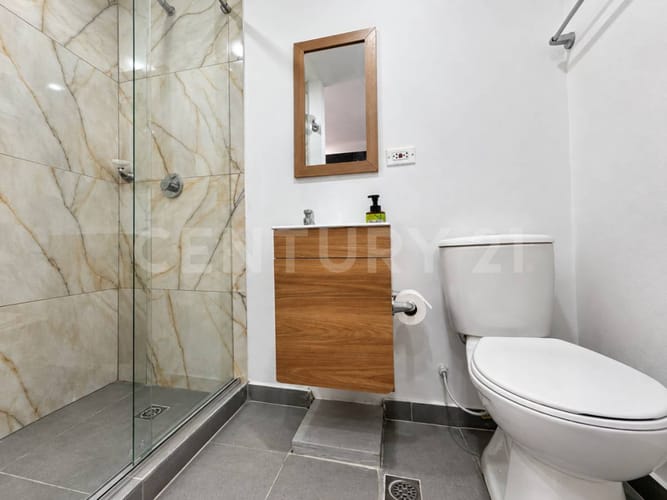 Apartaestudio en venta en Chico Norte, Bogotá, 17 m² · foto 4 de 7