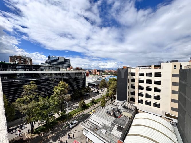 Apartaestudio en venta en Chico Norte, Bogotá, 17 m² · foto 7 de 7