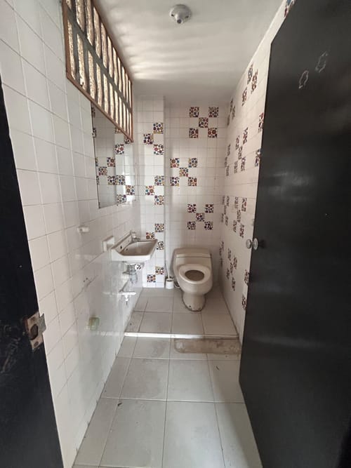 Local en arriendo en El Prado, Barranquilla, 32 m² · foto 2 de 5